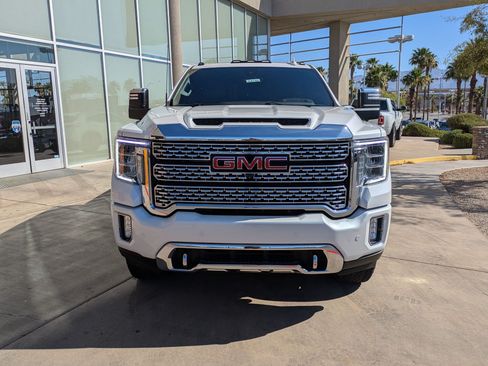 Used 2021 GMC Sierra 2500 Denali w/ Denali Ultimate Package AWD/4WD image 9