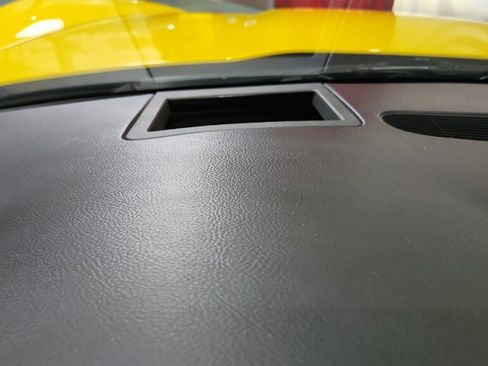 Used 2006 Chevrolet Corvette Coupe w/ Preferred Equipment Group RWD image 34