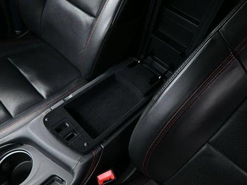 Used 2025 Dodge Durango GT AWD/4WD image 27