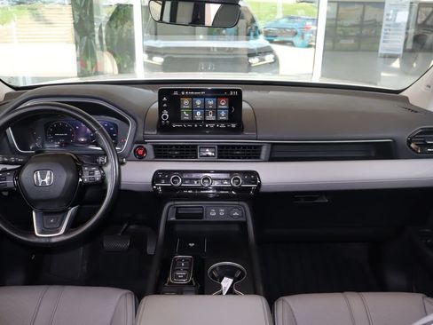 Used 2023 Honda Pilot Elite image 41