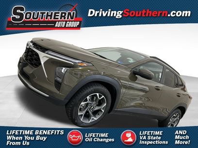 Used 2024 Chevrolet Trax LT w/ Sunroof Package