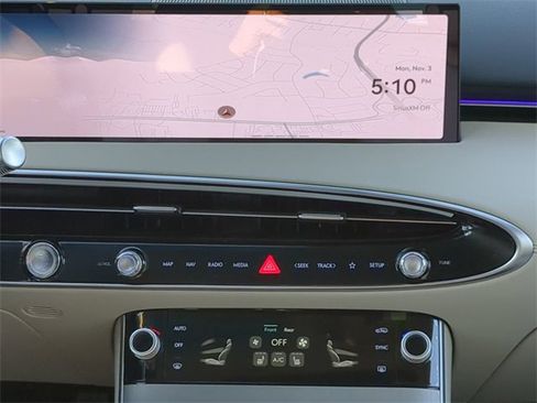 New 2026 Genesis GV70 2.5T Select image 15