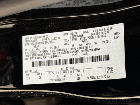 Used 2024 Ford Ranger Raptor AWD/4WD image 19