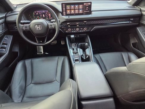 Used 2023 Honda Accord Sport image 9