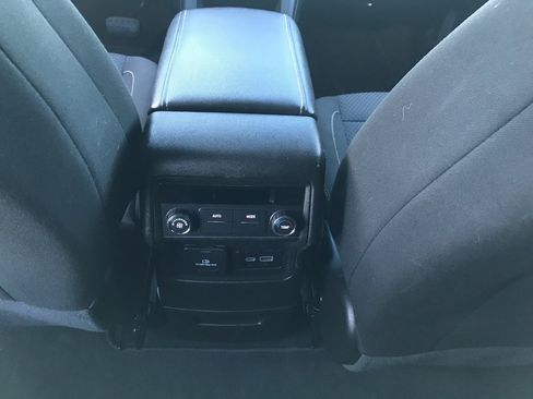 Used 2023 GMC Acadia SLE w/ Driver Convenience Package image 19