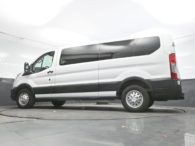 Used 2023 Ford Transit 350 XL AWD/4WD image 32