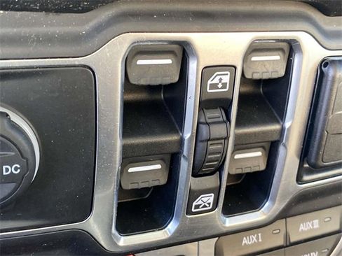 Used 2020 Jeep Wrangler Unlimited Rubicon image 30