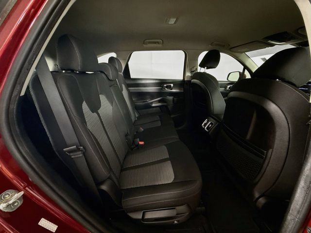 Used 2022 Kia Sorento LX FWD image 33