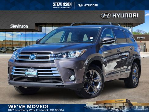 Used 2018 Toyota Highlander Limited Platinum w/ Protection Package #3 image 1
