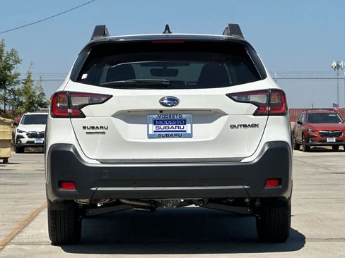 New 2025 Subaru Outback Onyx Edition w/ Popular Package #2 image 4