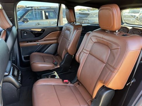 Used 2022 Lincoln Aviator Grand Touring w/ Equipment Group 301A image 17