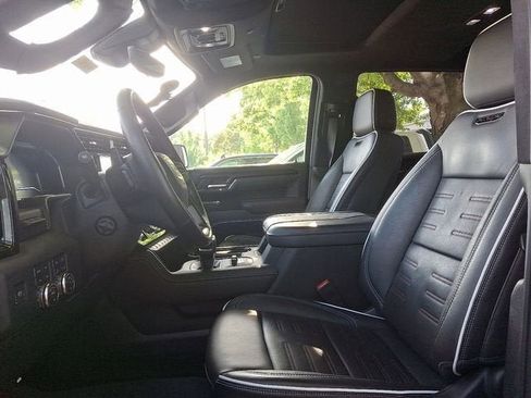 New 2024 GMC Sierra 1500 AT4X image 6