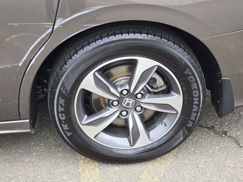 Used 2019 Honda Odyssey Touring image 42
