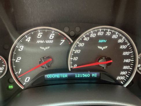 Used 2010 Chevrolet Corvette Convertible w/ 1LT RWD image 21
