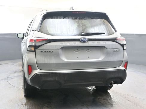 New 2025 Subaru Forester Touring image 4