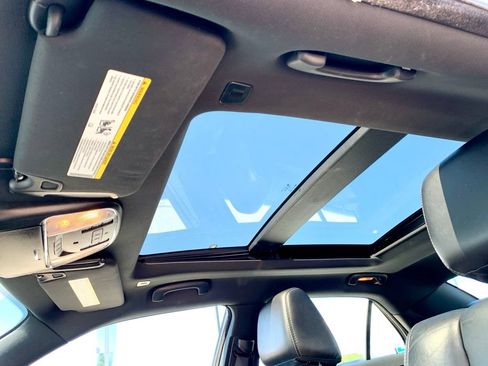 Used 2021 Chrysler 300 S RWD image 18