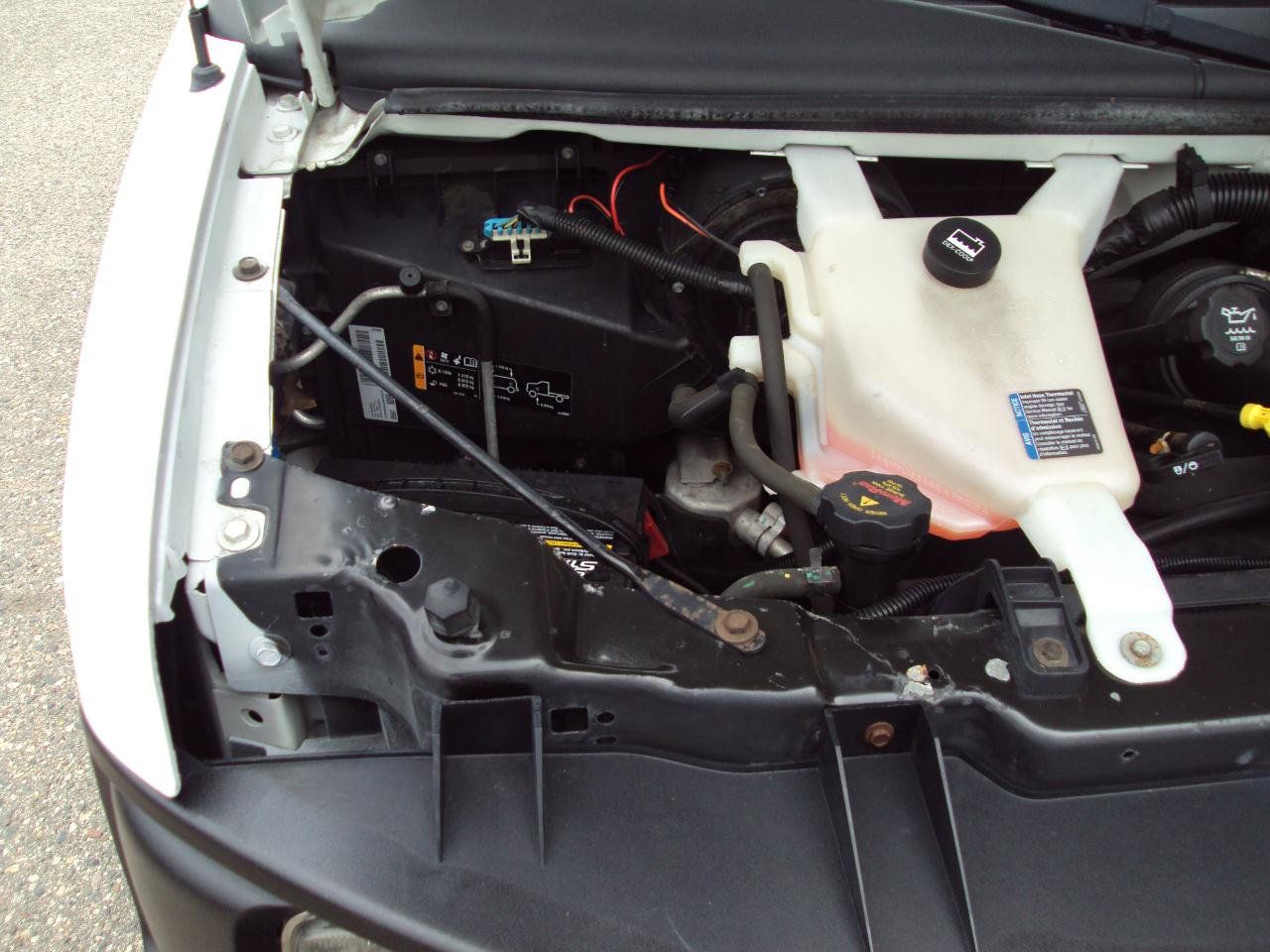 Used 2012 Chevrolet Express 1500 AWD image 25