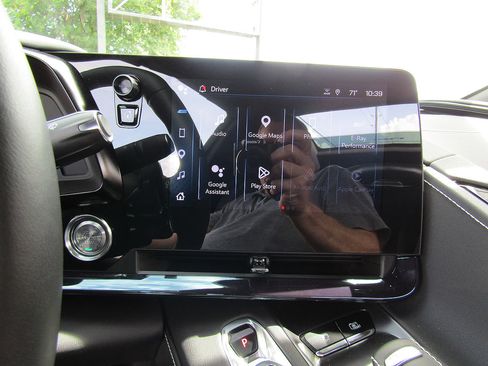 Used 2025 Chevrolet Corvette E-Ray w/ Stealth Interior Trim Package AWD/4WD image 16