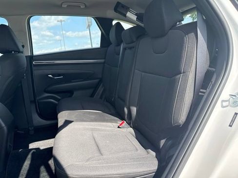 Certified 2023 Hyundai Tucson SE AWD/4WD image 3