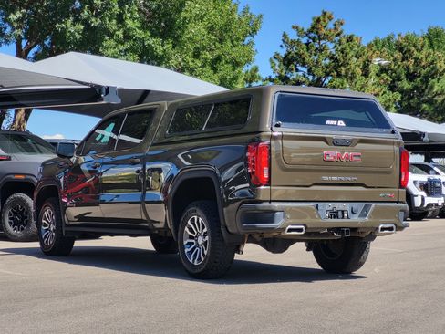 Used 2023 GMC Sierra 1500 AT4 w/ AT4 Premium Package AWD/4WD image 5