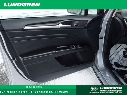 Used 2020 Ford Fusion Titanium image 10