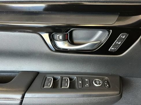 Used 2025 Honda CR-V Sport Touring image 12