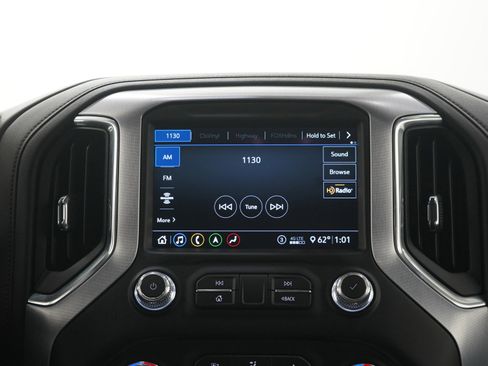 Used 2020 GMC Sierra 1500 SLT w/ SLT Premium Plus Package AWD/4WD image 14