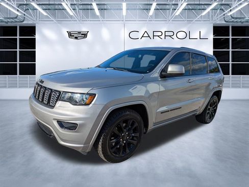 Used 2021 Jeep Grand Cherokee Laredo X image 8