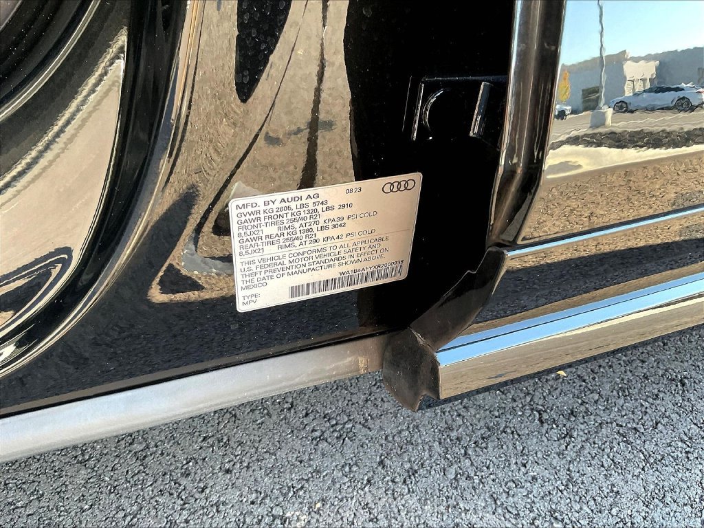 Used 2024 Audi SQ5 Premium Plus AWD/4WD image 21