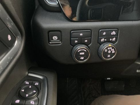 Used 2025 Chevrolet Silverado 3500 LT w/ All Star Edition image 14