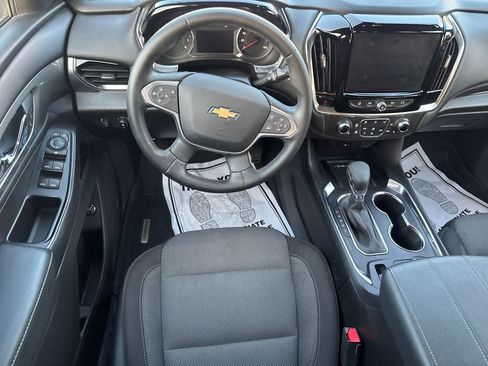 Used 2023 Chevrolet Traverse LT FWD image 12