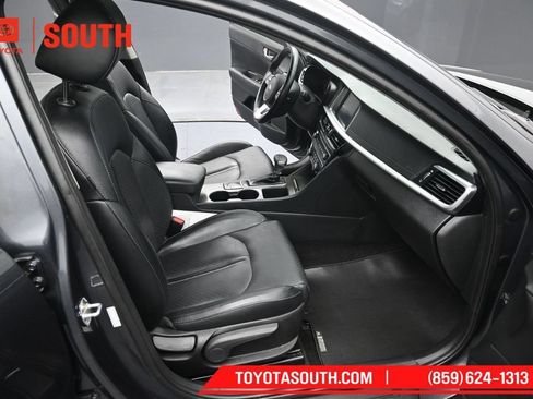 Used 2020 Kia Optima SE FWD image 31