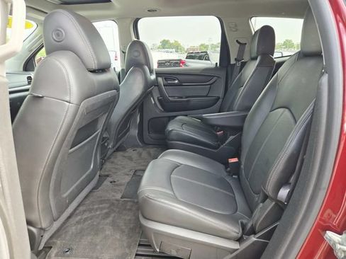 Used 2017 Chevrolet Traverse LT FWD image 10