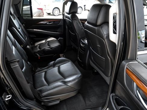 Used 2019 Cadillac Escalade Premium Luxury w/ LPO, Radiant Package RWD image 37