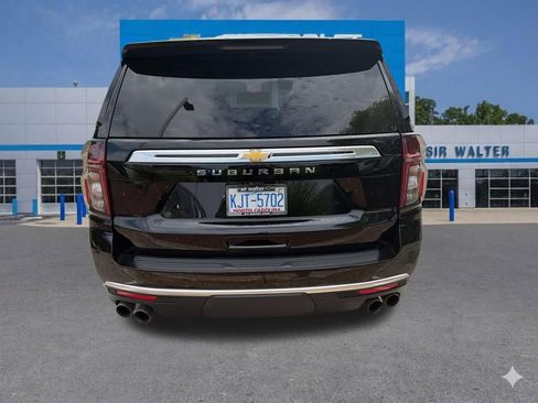 Used 2023 Chevrolet Suburban High Country AWD/4WD image 13