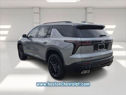 New 2026 Chevrolet Traverse LT w/ Midnight/Sport Edition FWD image 3