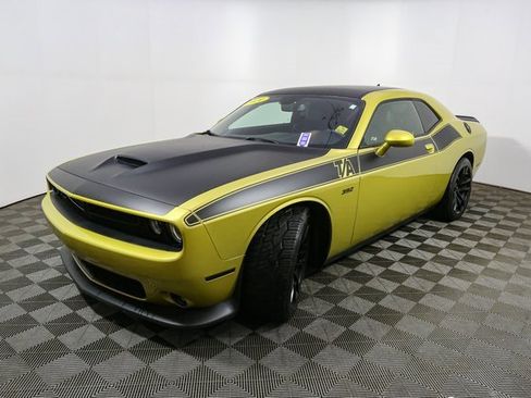 Used 2021 Dodge Challenger R/T Scat Pack w/ T/A Package image 6