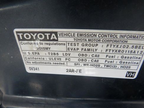 Used 2015 Toyota Camry SE FWD image 30