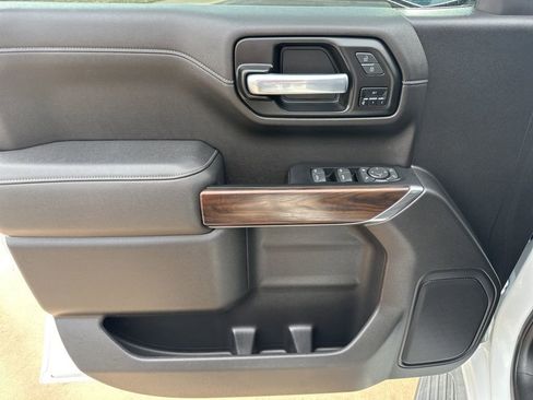 Used 2022 GMC Sierra 1500 SLT w/ SLT Premium Package image 18