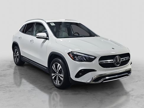 Certified 2026 Mercedes-Benz GLA 250 image 4