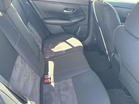 Used 2023 Nissan Sentra SR w/ Electronics Package FWD image 26