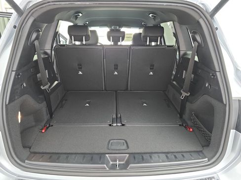 New 2026 Mercedes-Benz GLB 250 4MATIC image 13