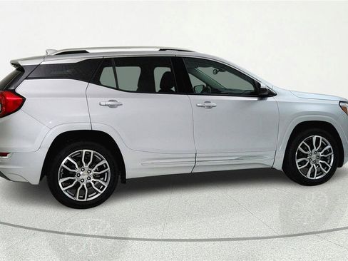 Used 2022 GMC Terrain Denali AWD/4WD image 4