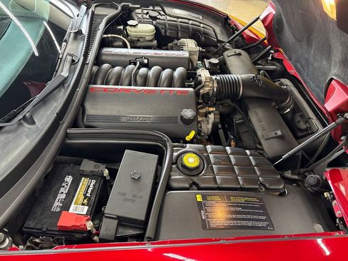 Used 2004 Chevrolet Corvette Convertible w/ Preferred Equipment Group image 66