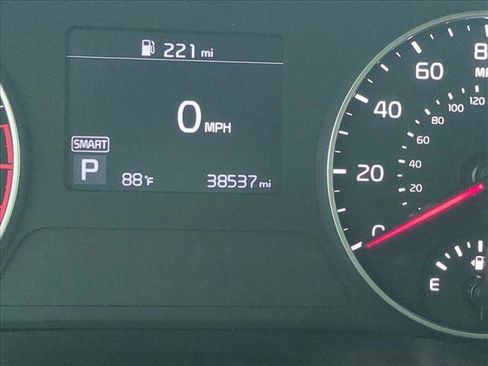 Used 2021 Kia Seltos EX image 11