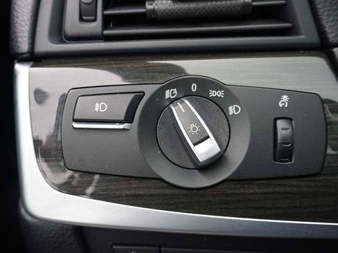 Used 2013 BMW 535i xDrive Sedan AWD/4WD image 40