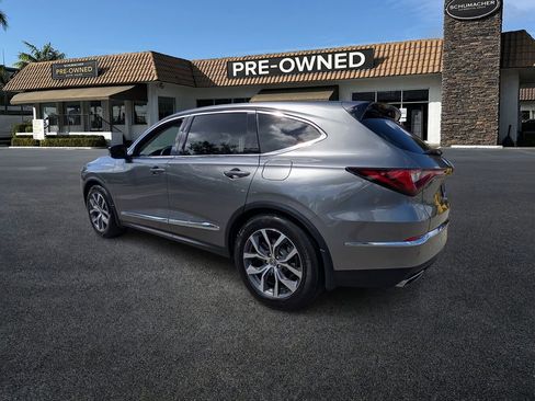 Used 2023 Acura MDX FWD w/ Technology Package image 5