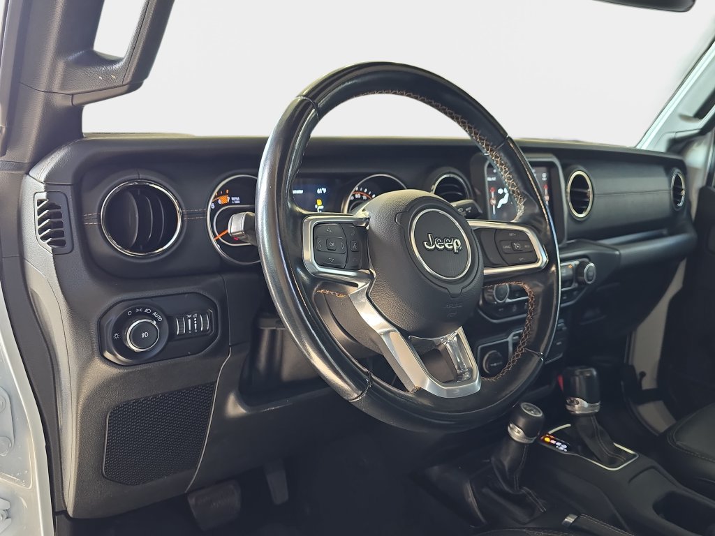 Used 2021 Jeep Wrangler Unlimited Sahara AWD/4WD image 17