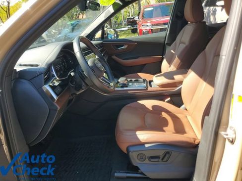 Used 2025 Audi Q7 2.0T Premium Plus w/ Premium Plus Package AWD/4WD image 21