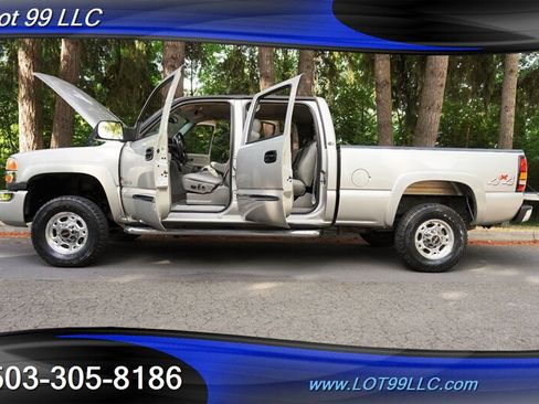 Used 2004 GMC Sierra 2500 SLT w/ Heavy-Duty Power Package AWD/4WD image 25